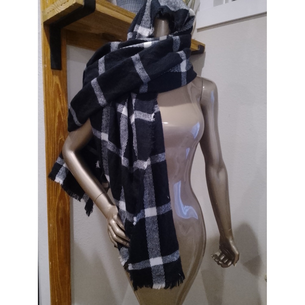 Black and White Plaid Blanket Scarf Oversized Windowpane Check Frayed Edge Shawl